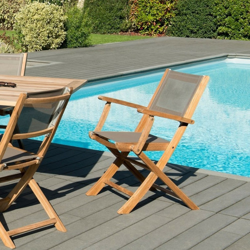 Ensemble de 2 fauteuils de jardin pliants en bois teck et textilène couleur taupe MACABANE
