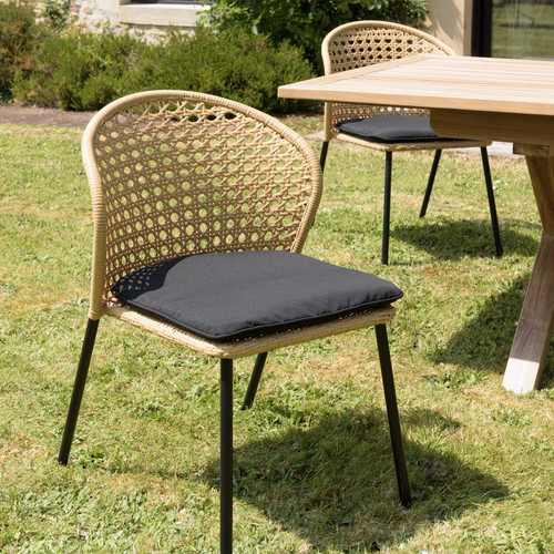 Macabane - Salon de jardin 6 personnes table rectangulaire et 6 chaises beiges et noires - Salon De Jardin Design