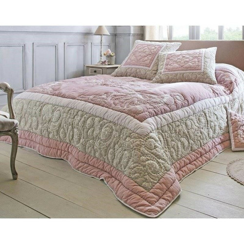 Becquet - Boutis, plaid ou jeté de canapé couvre-lit matelassé motif arabesques Becquet - Rose - Promos Déco textile