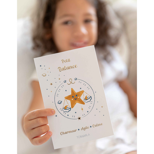 Petite carte Astro avec enveloppe, blister et cadre doré Balance Tom & Mila