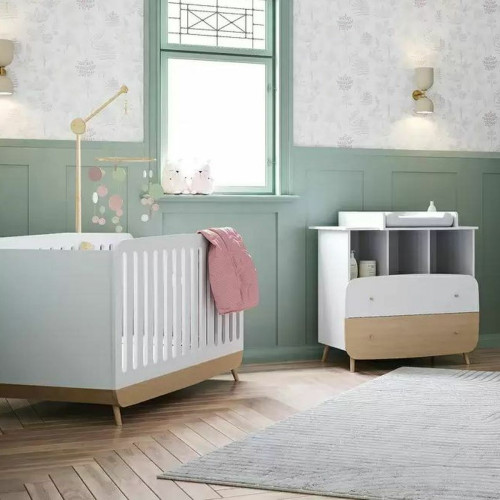 3S. x Home - Ensemble lit bébé complet avec kit evolutif + plan à langer pour commode + commode 2 tiroirs et 3 niches - blanc et pin naturel - Chambre Enfant Design