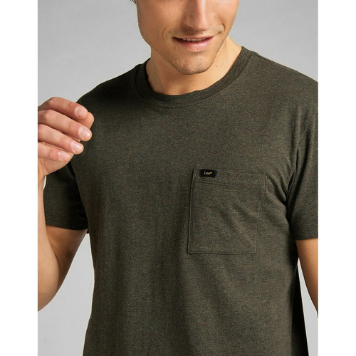 T-Shirt MC Homme Ultimate Pocket Tee vert olive en coton T-shirt / Polo homme