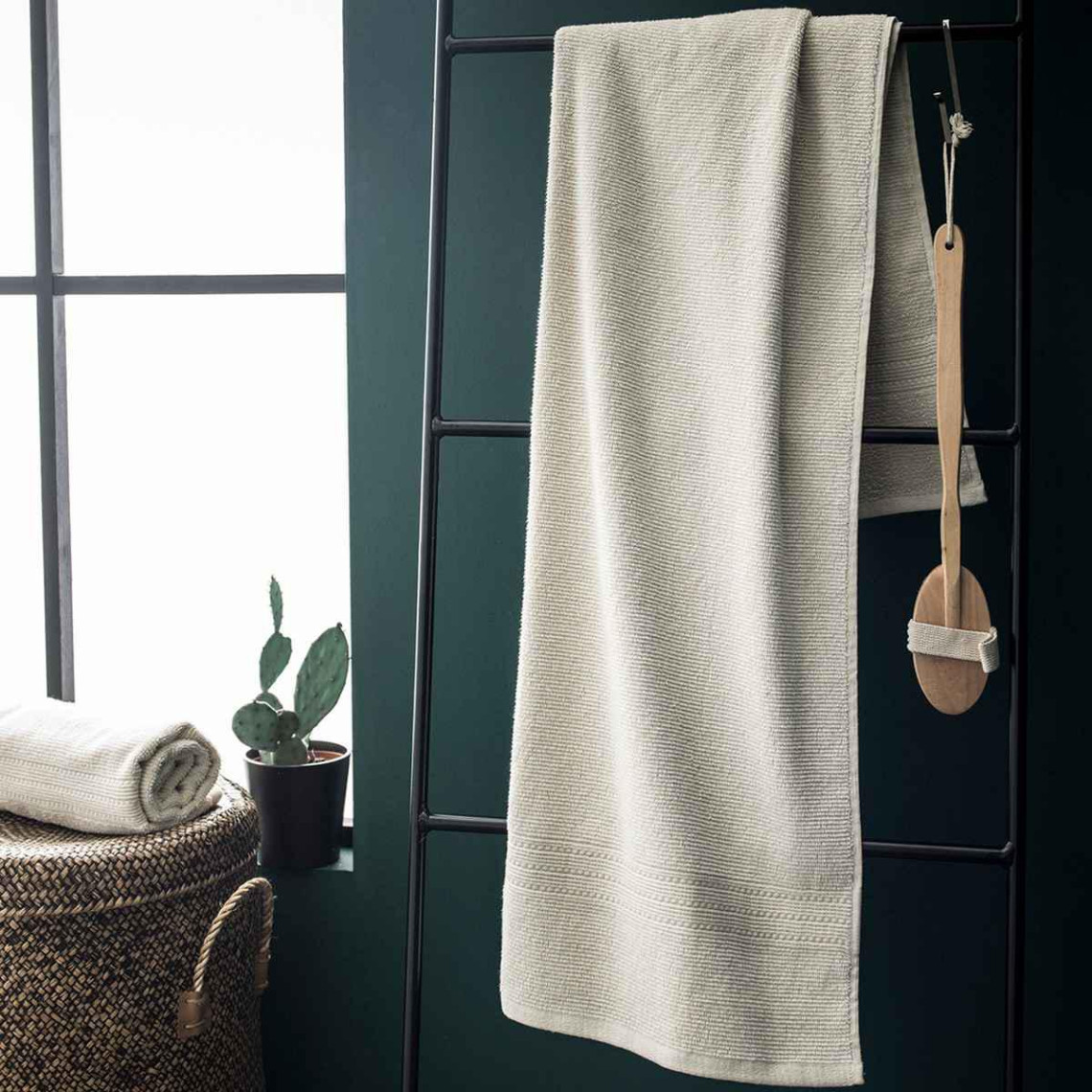 serviette de bain grande taille coton 90 x 150 cm uni beige
