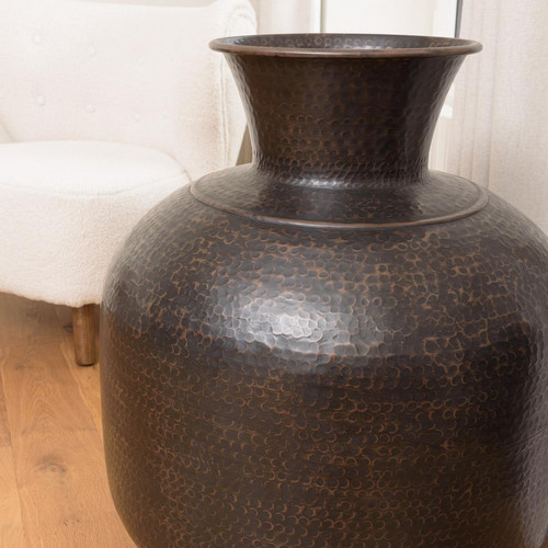 Vase alu couleur cuivre noir antique effet martelé HONORE Vase