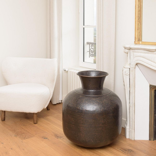 Macabane - Vase alu couleur cuivre noir antique effet martelé HONORE - Meuble Et Déco Design